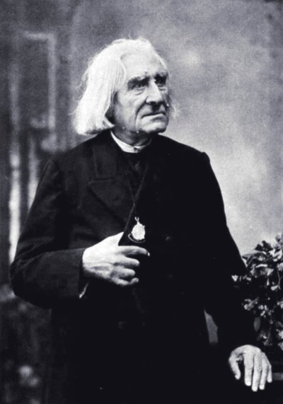 Franz Liszt's oratorio "Die Legende von der heiligen Elisabeth" received its first staged performance at Bayreuth under the direction of Hans Richter.