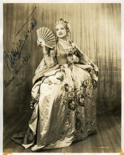 Brazilian soprano Bidu Sayão, one of the Metropolitan Opera's greatest lyric sopranos and celebrated for roles in "Manon", "Roméo et Juliette", and "La bohème", was born in Balancete, Rio de Janeiro.