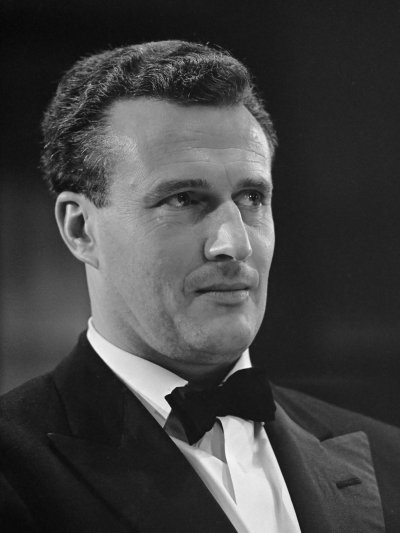 Sir Colin Davis, English conductor whose career was closely associated with opera and who later served as music director of the Royal Opera House, was born in Weybridge.