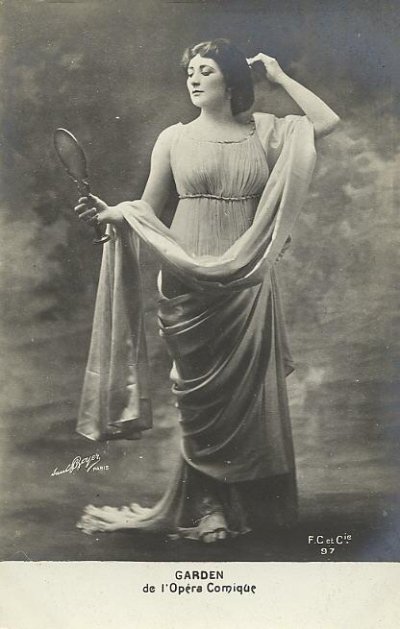 French-American soprano and actress Mary Garden, creator of leading roles in Debussy's "Pelléas et Mélisande" and Massenet's "Chérubin", died in Aberdeen, Scotland.