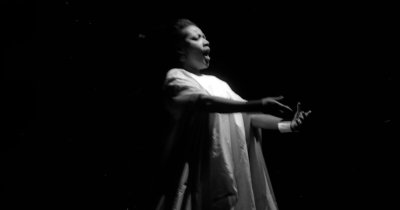 Christiane Eda-Pierre, French coloratura soprano of Martinican origin whose repertoire ranged from Mozart and French Baroque opera to contemporary works, died in Deux-Sèvres, France.