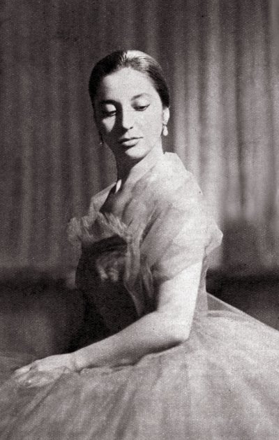 Teresa Berganza, Spanish mezzo-soprano closely associated with roles such as Rosina, La Cenerentola, and Carmen, died.